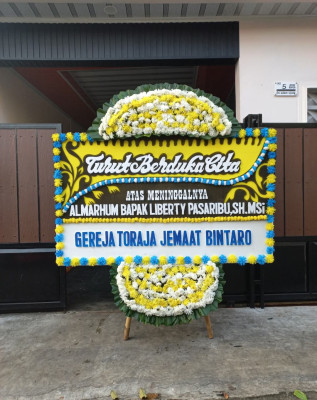 Papan Bunga Duka di Jurumudi